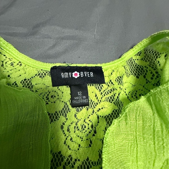 Amy Byer Vibrant Green Kids Dress - Picture 3 of 3